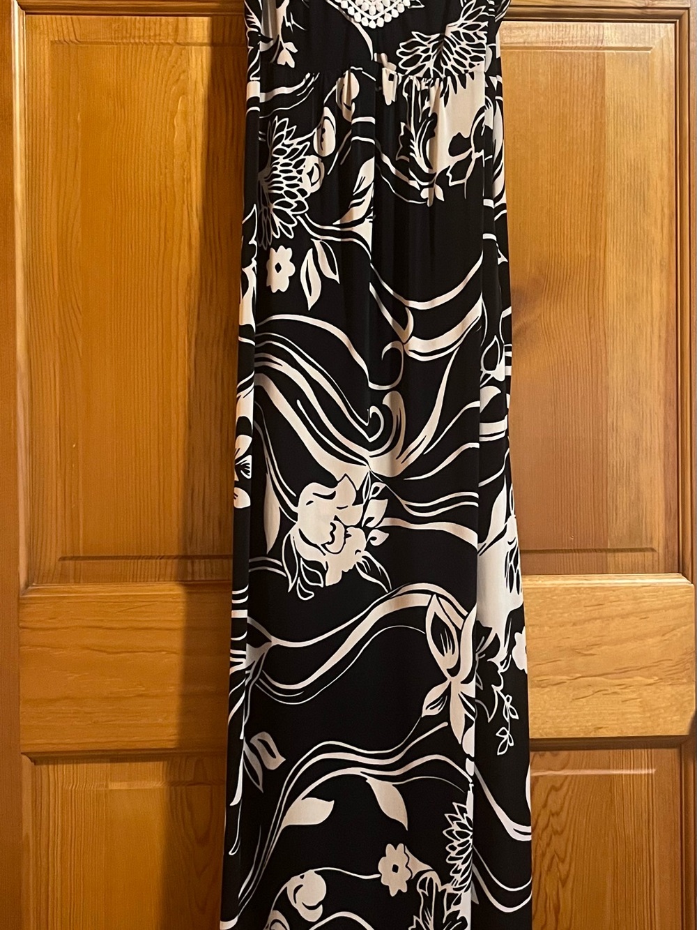 Soma Intimates M Black Ivory Floral Crochet Trim Maxi Dress Boho Resort